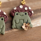 Mushroom Meadow Frogs