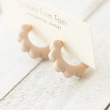 Scalloped Floral Huggies