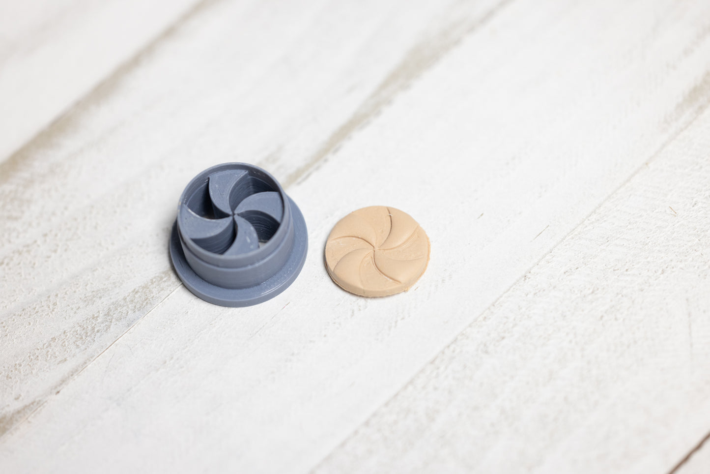 Lollipop / Peppermint Clay Cutter