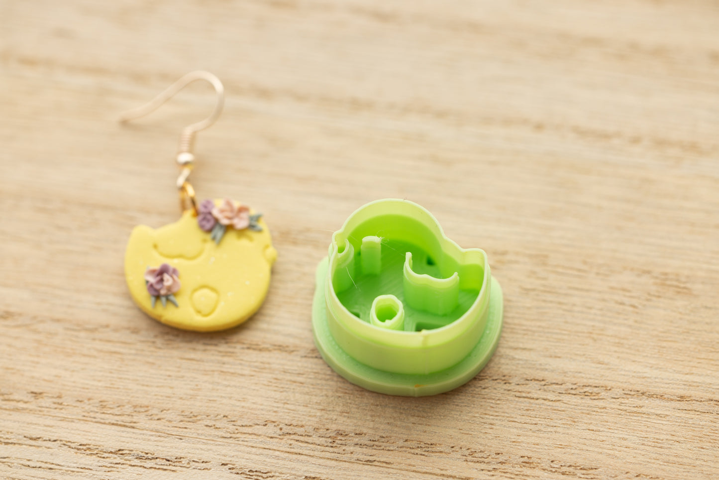 Sleepy Chick Easter Clay Cutter