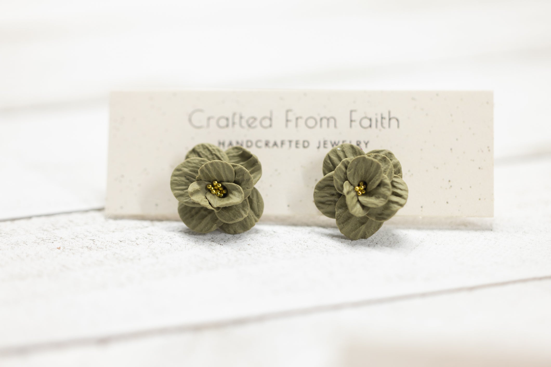 Botanical Studs