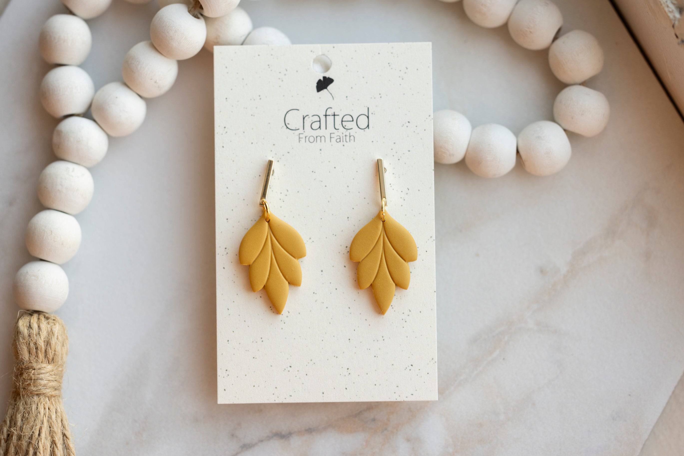 Simple Leaf Dangle