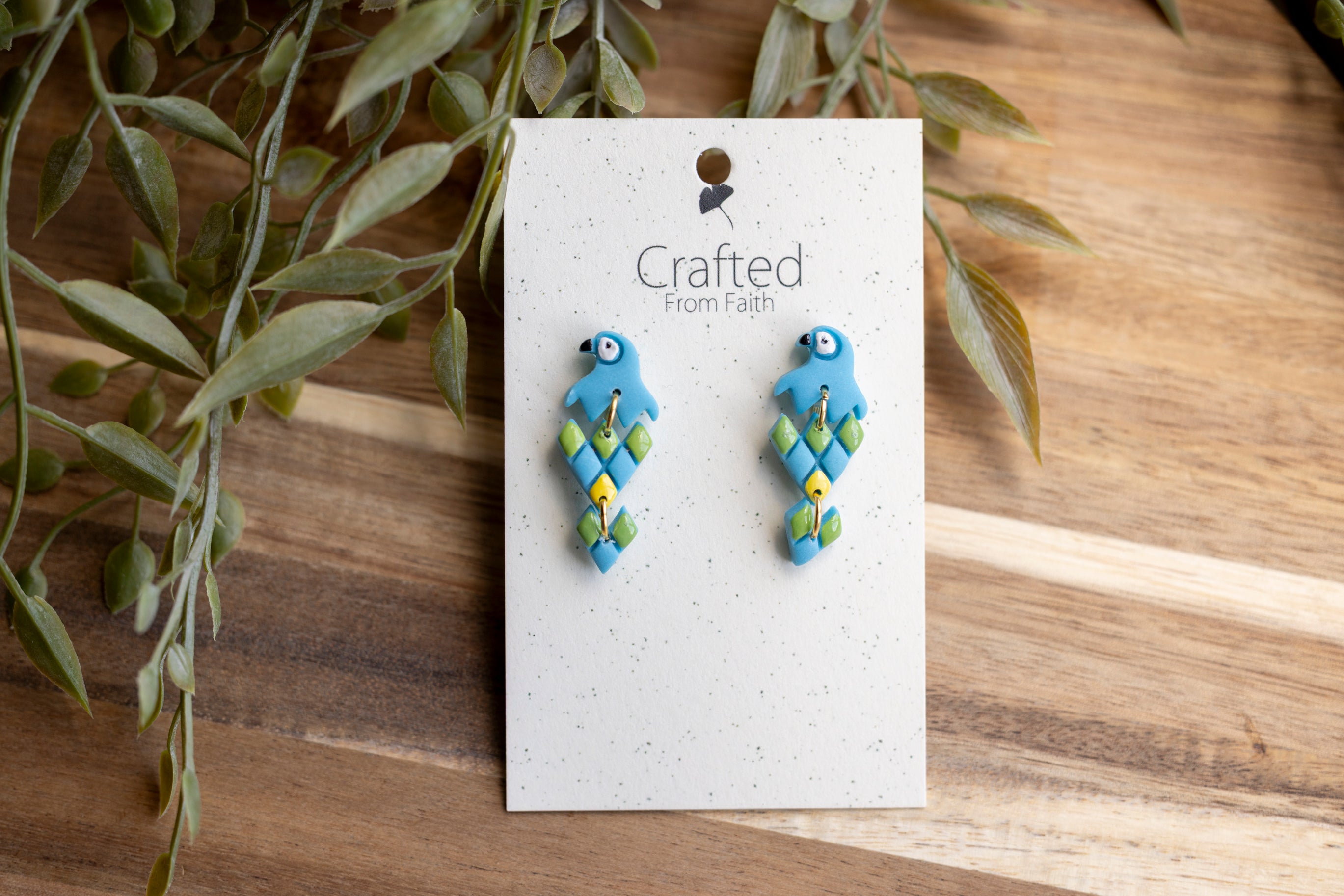 Macaw Dangles