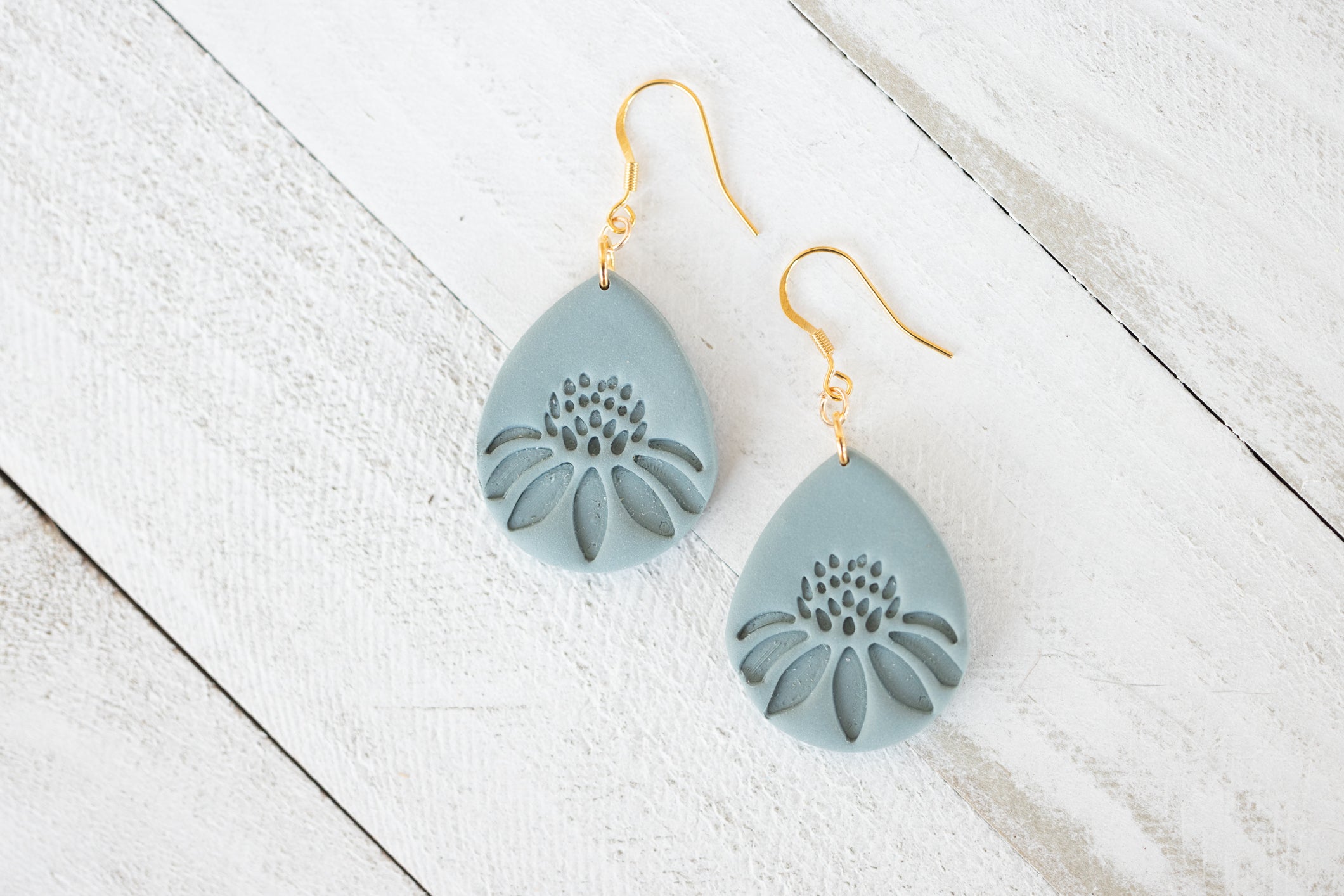 Daisy Teardrop Earrings