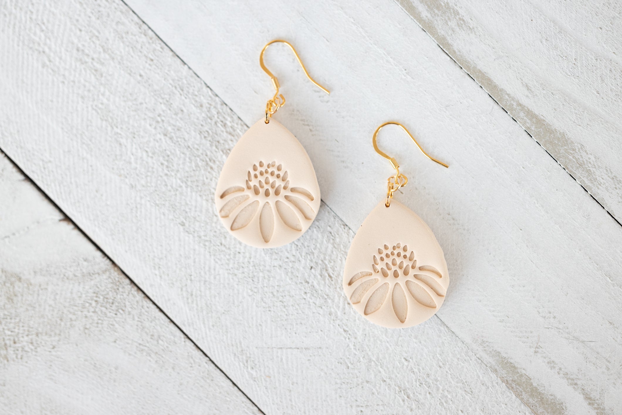 Embossed Daisy Teardrop Earrings